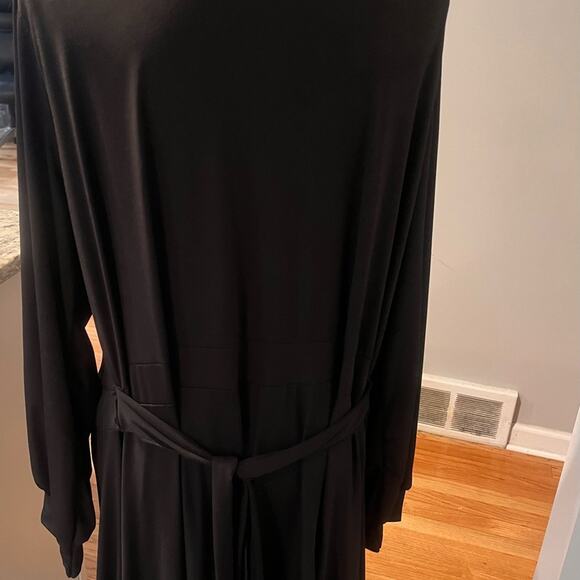 Women’s Ashley Stewart plus size maxi black wrap dress, Size 22/24, Long Sleeve - Picture 4 of 12